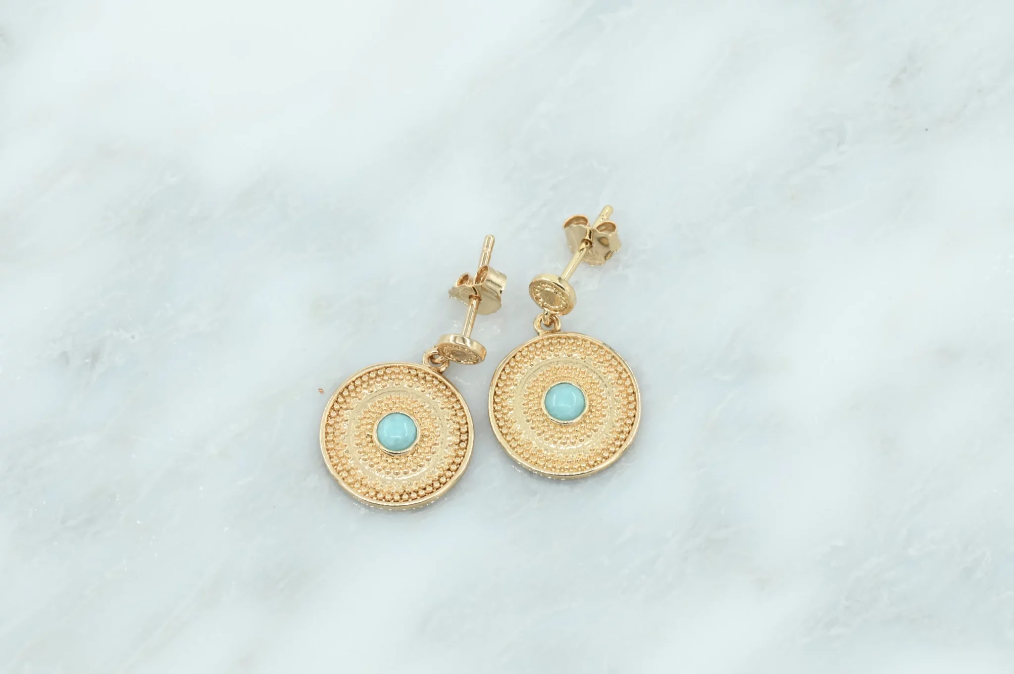 Gold-plated bohemian oorbel met turquoise steentje