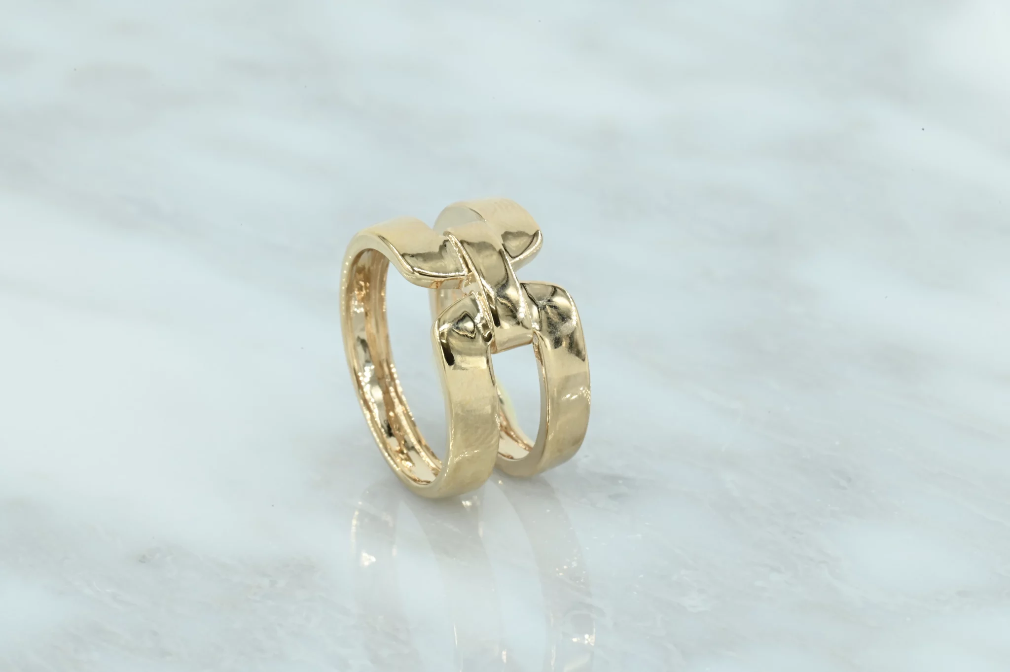 18 Karaats gold-plated ring met schakel