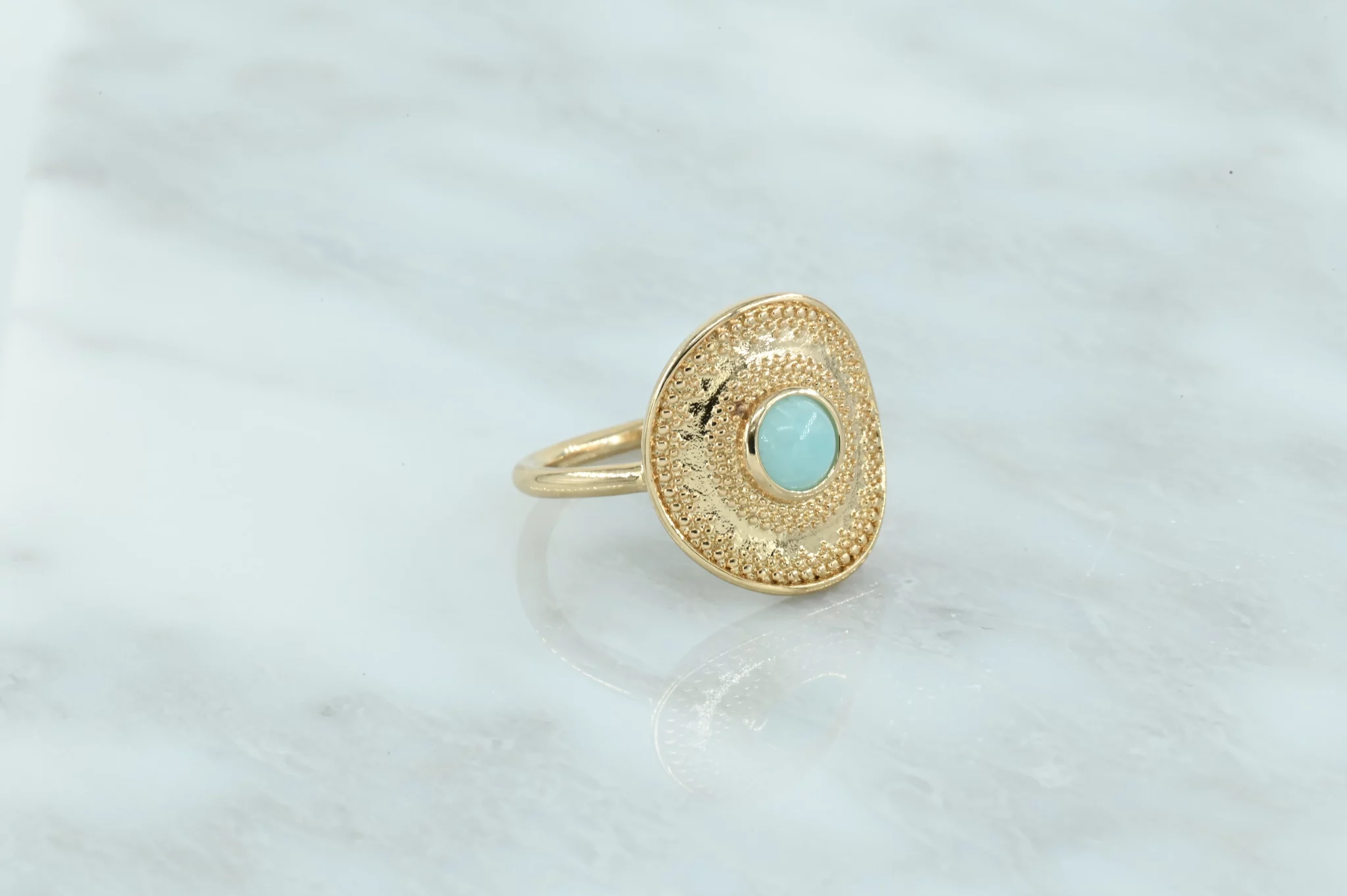 18 Karaats gold-plated bohemian ring met prachtige steentje