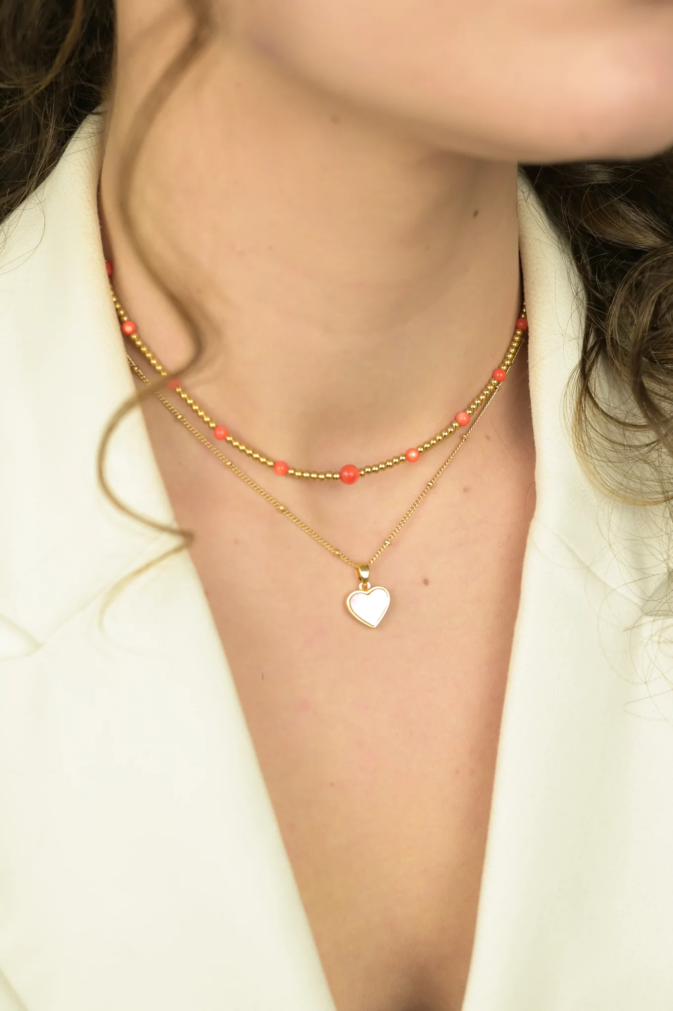 Ketting met oranje kraal