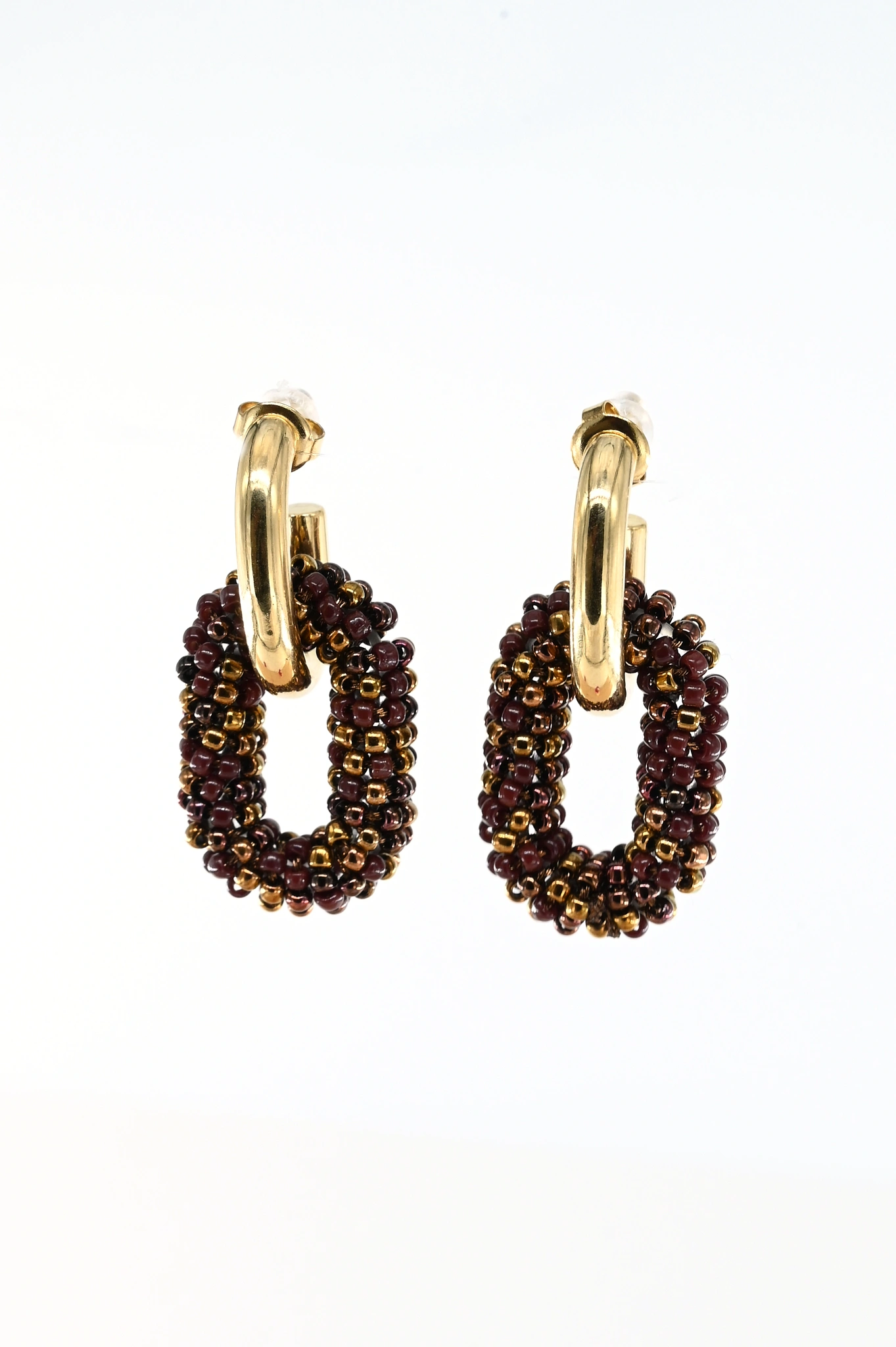 Ovaal met bruine kraal bedel